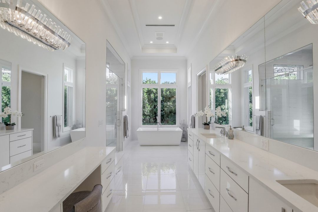 3862 Woodlake Dr, Bonita Springs, FL 34134