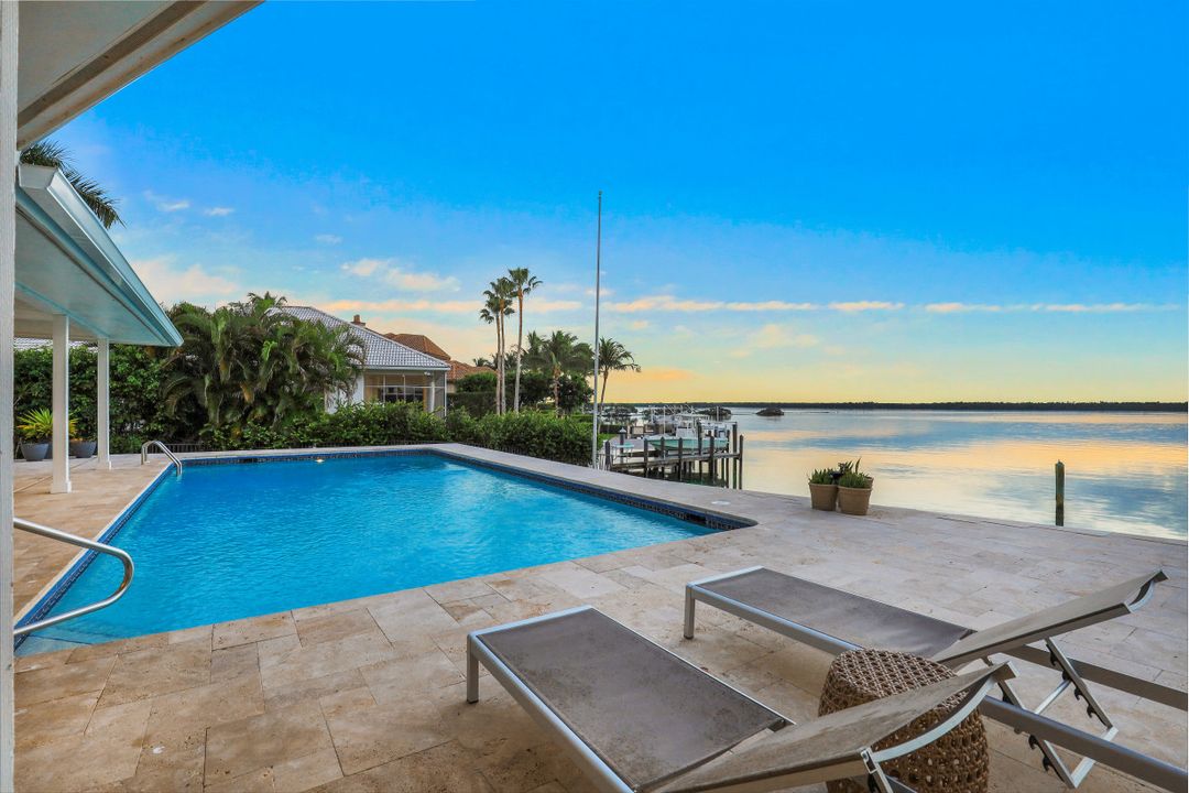 1028 W Inlet Dr, Marco Island, FL 34145