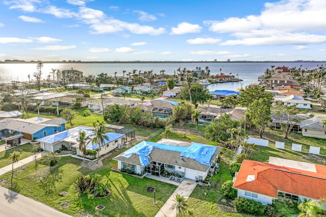 122 SW 59th St, Cape Coral, FL 33914