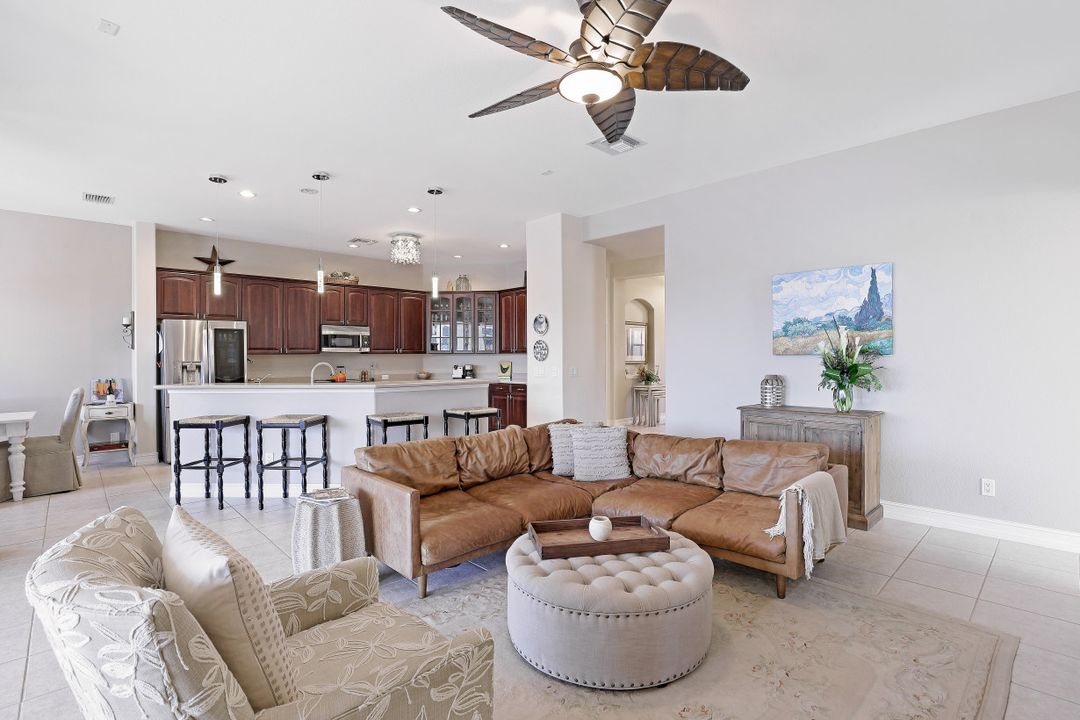 2608 Windwood Pl, Cape Coral, FL 33991