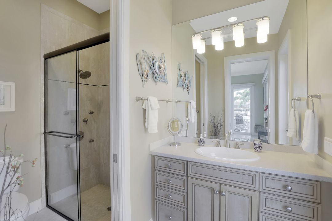 940 Tulip Ct, Marco Island, FL 34145