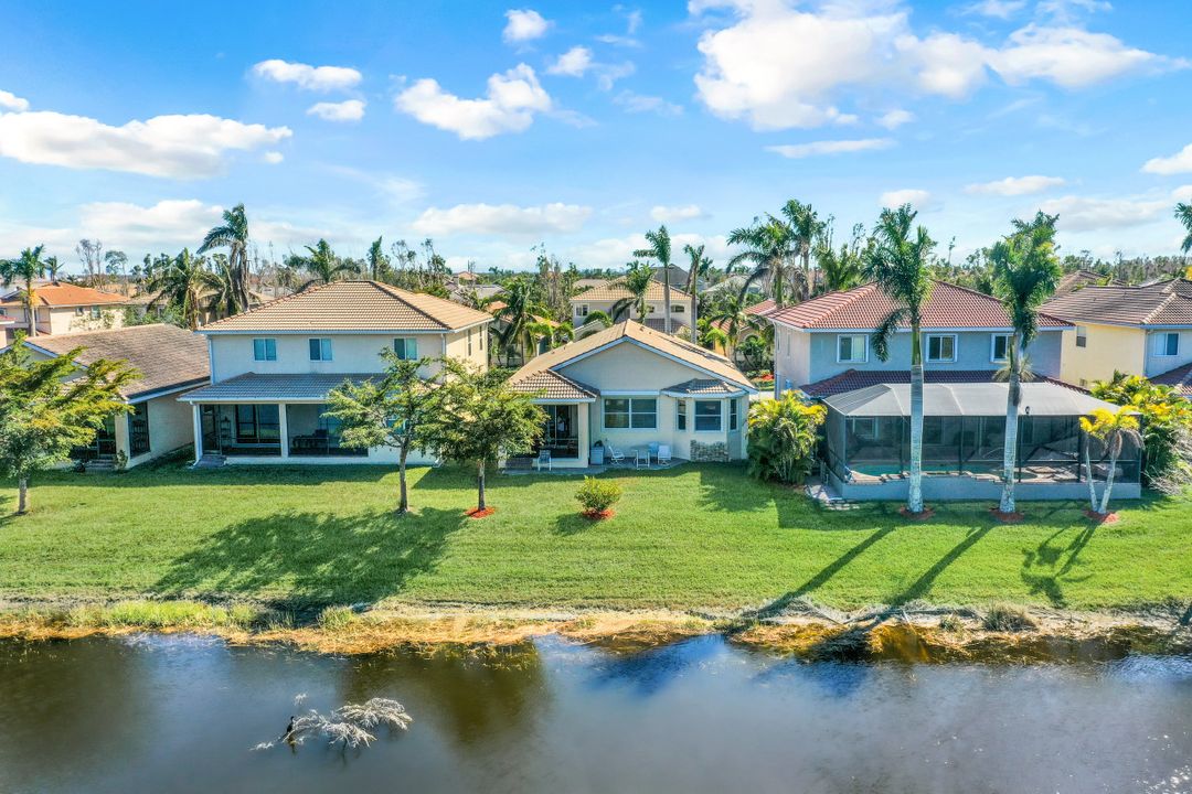 8615 Sumner Ave, Fort Myers, FL 33908