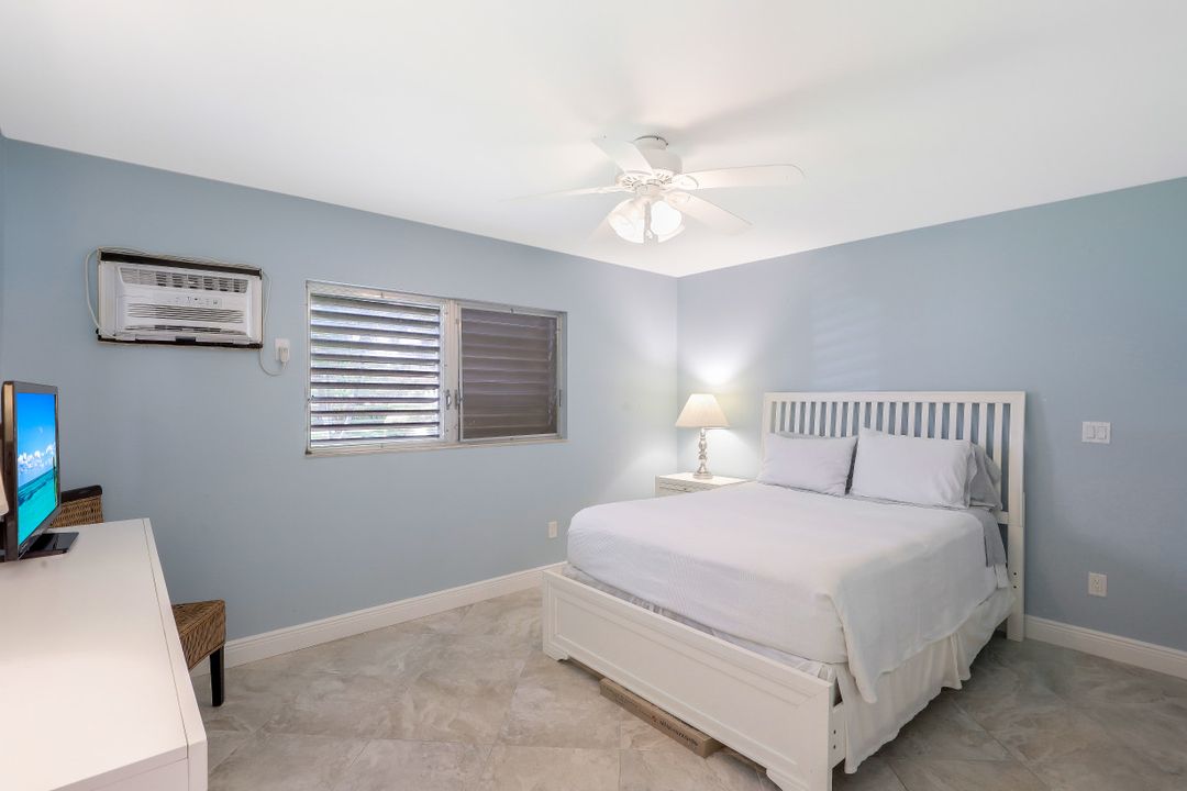 240 N Collier Blvd, Marco Island, FL 34145