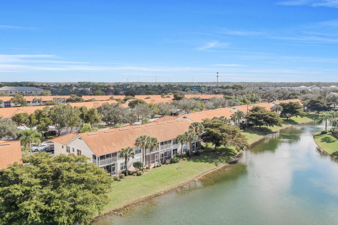 5025 Cedar Springs Dr #204, Naples, FL 34110