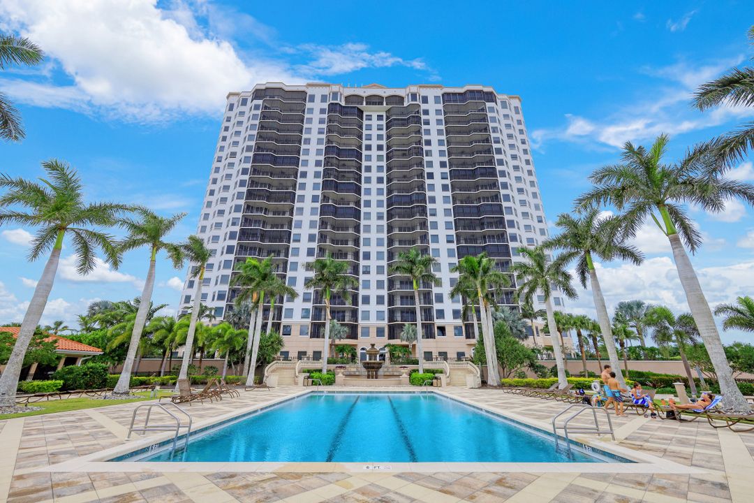 1060 Borghese Ln #1406, Naples, FL 34114