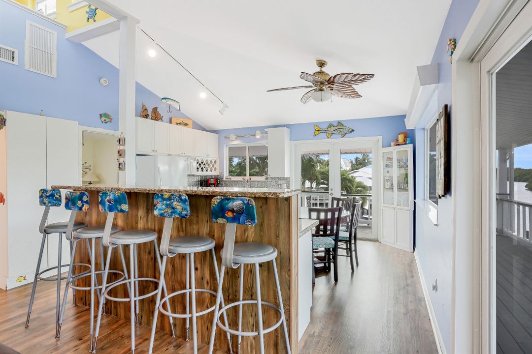 2825 Tern Ct, Saint James City, FL 33956