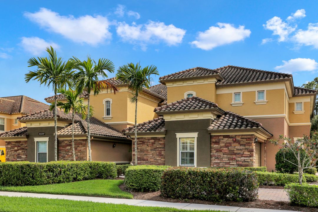 9508 Ironstone Terrace #201, Naples, FL 34120