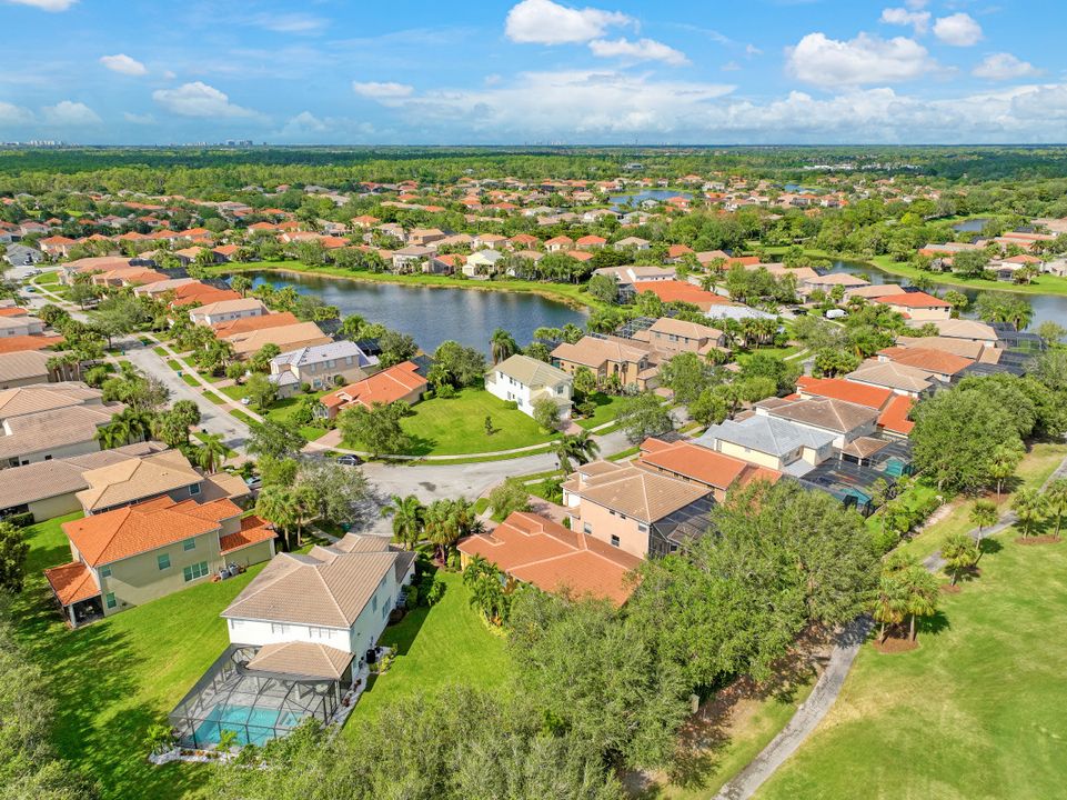 2025 Isla De Palma Cir, Naples, FL 34119