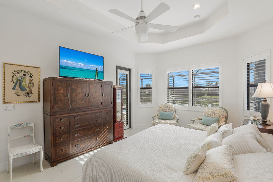 3462 Pacific Dr, Naples, FL 34119