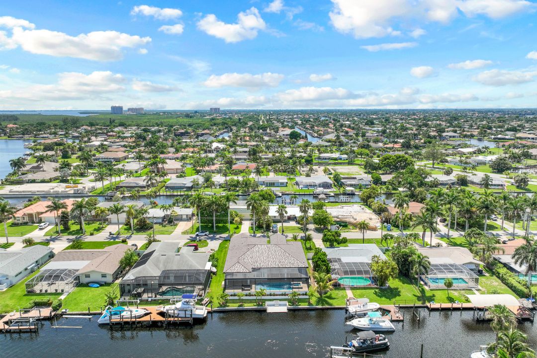 5333 Bayshore Ave, Cape Coral, FL 33904