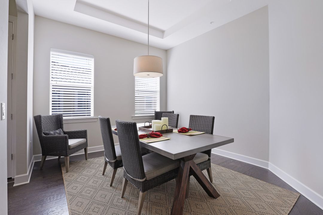 9542 Ironstone Terrace #202, Naples, FL 34120