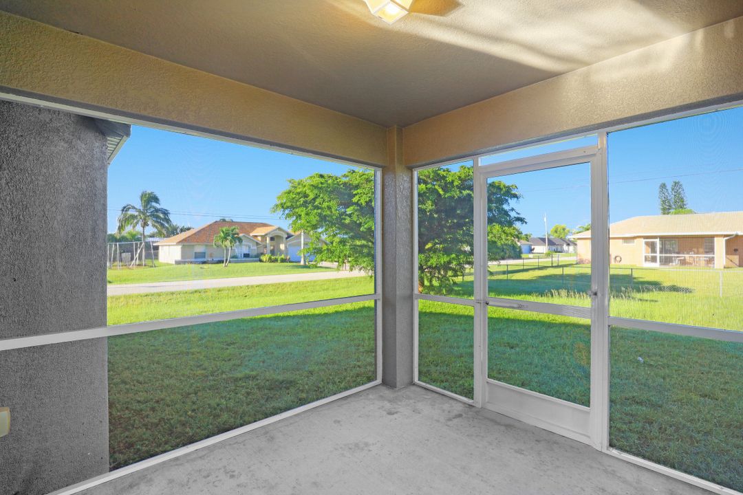 138 SE 4th Pl, Cape Coral, FL 33990