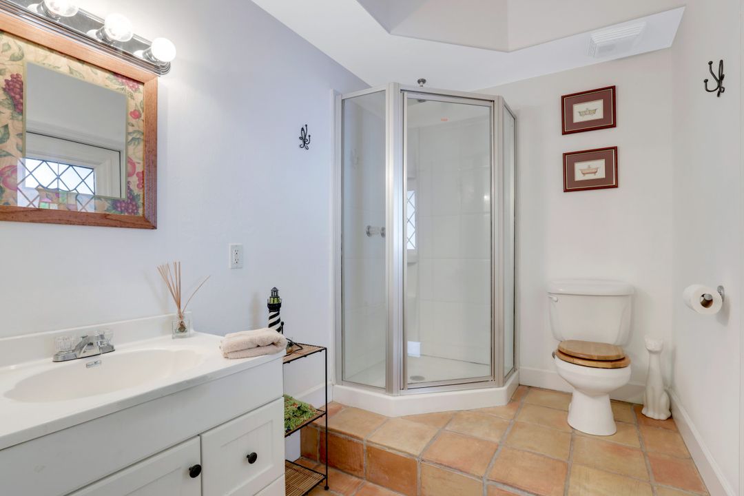 3610 Riviera Cir, Bonita Springs, FL 34134