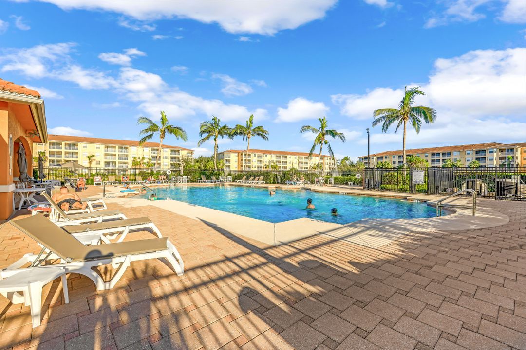 19760 Osprey Cove Blvd APT 127 #127, Fort Myers, FL 33967