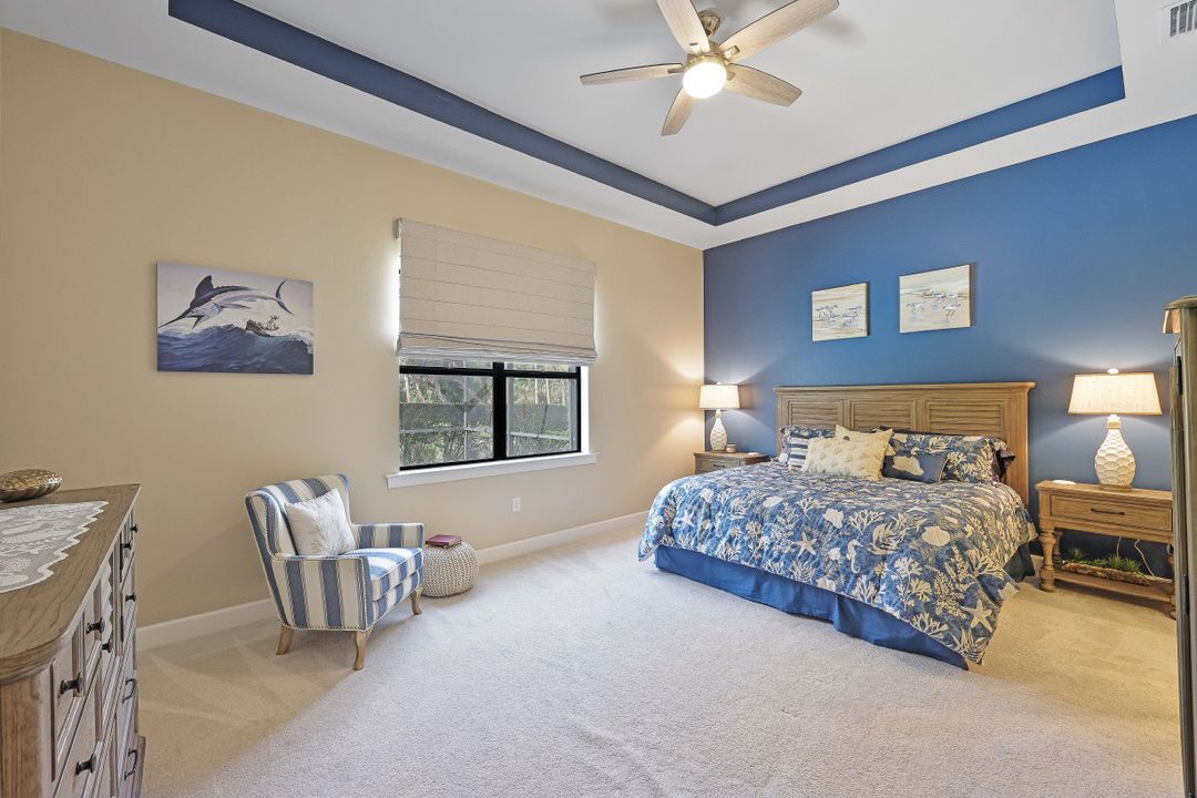 9431 Greyhawk Trl, Naples, FL 34120