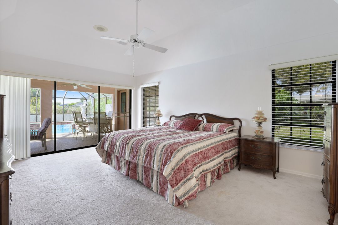 5208 SW 9th Pl, Cape Coral, FL 33914