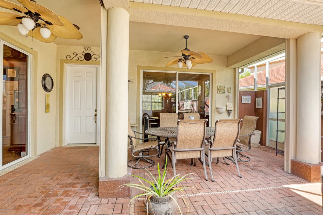 5520 Cheshire Dr, Fort Myers, FL 33912