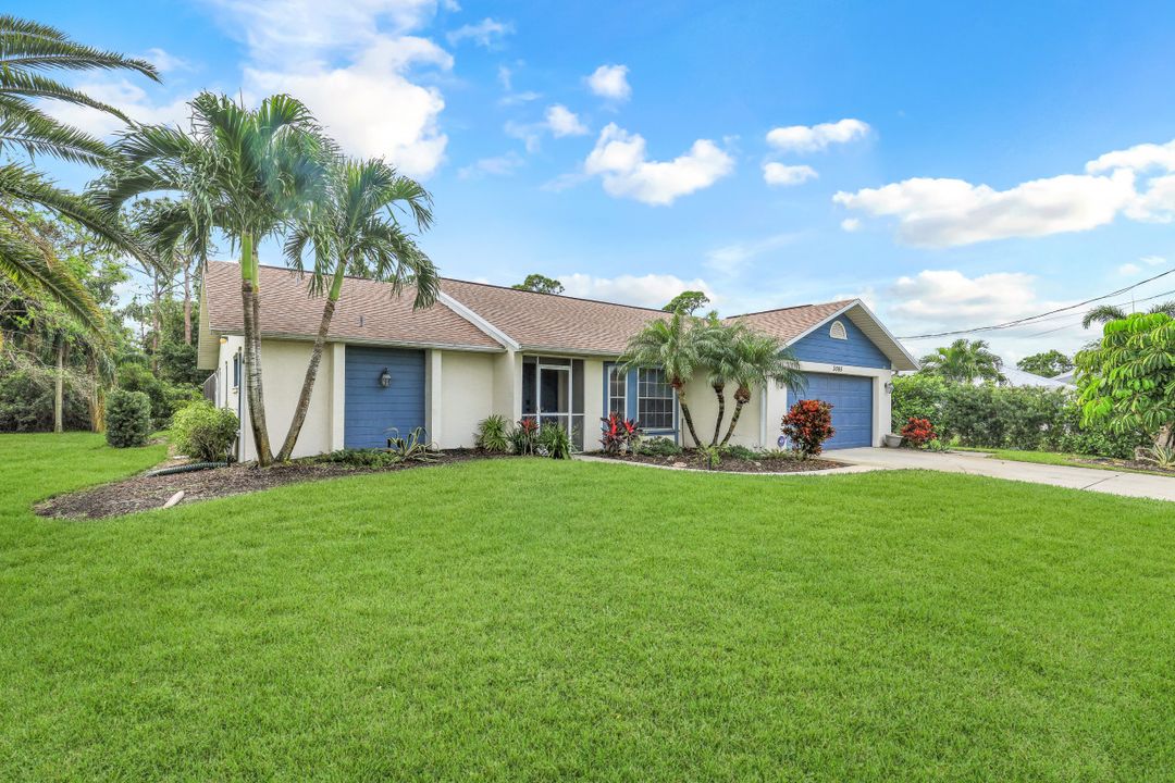 3695 McComb Ln, Bonita Springs, FL 34134
