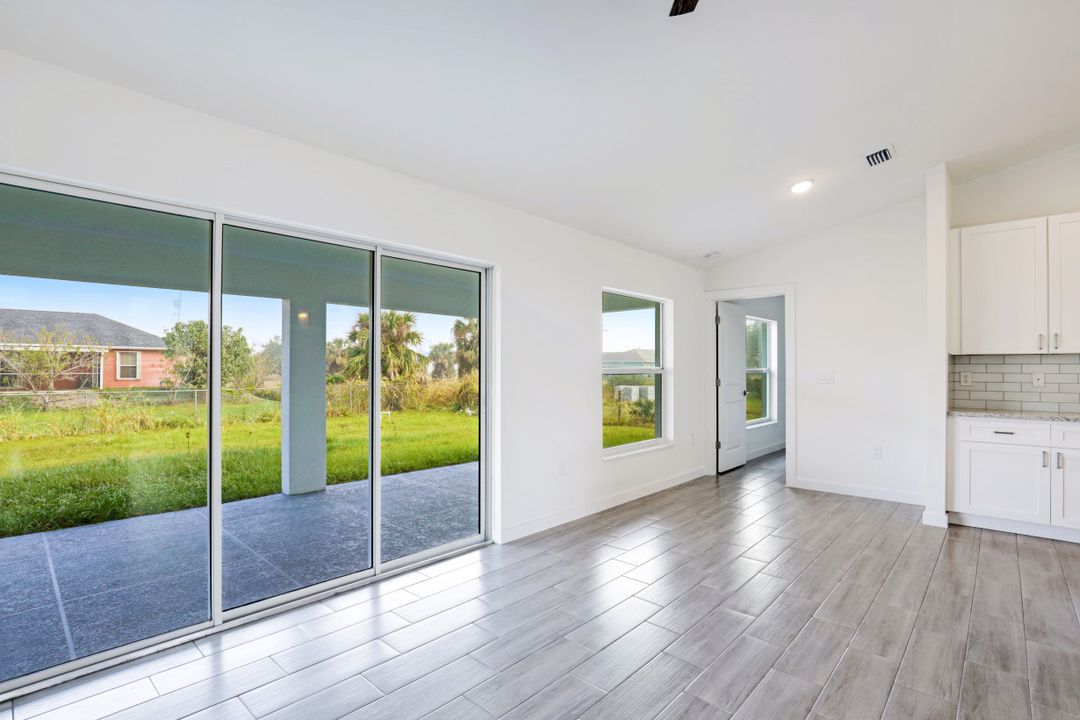 2506 50th St SW, Lehigh Acres, FL 33976