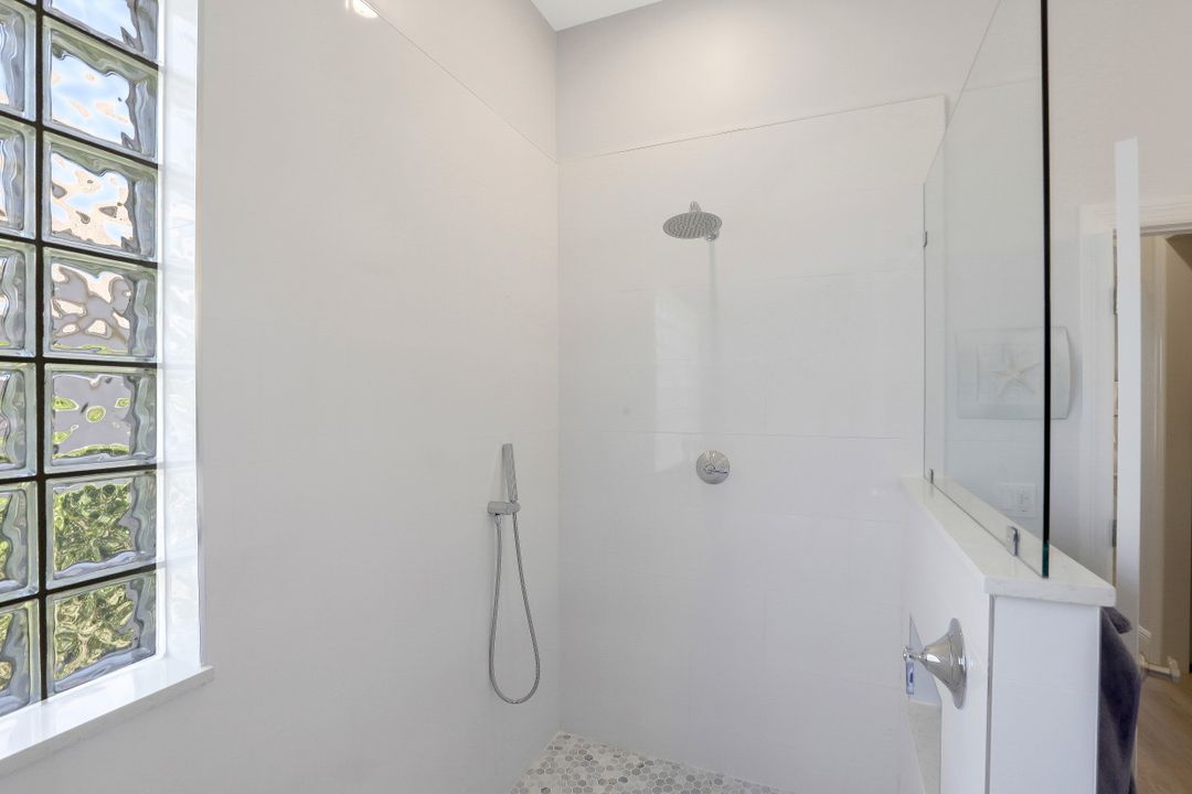 24717 Hollybrier Ln, Bonita Springs, FL 34134