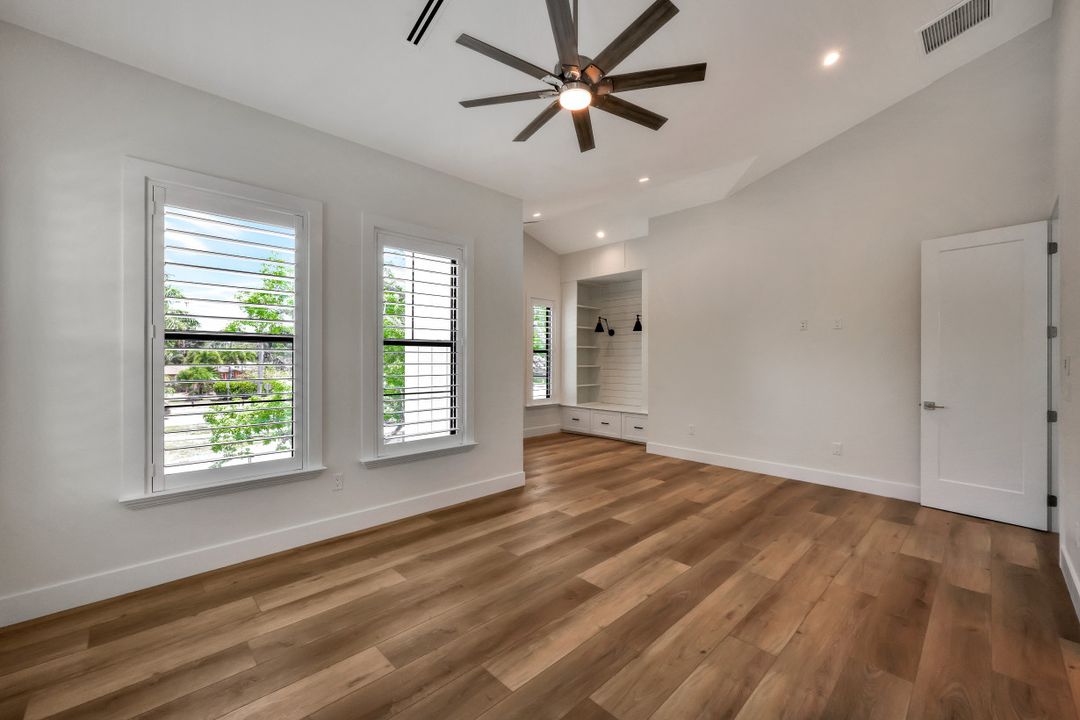 1385 Alcazar Ave, Fort Myers, FL 33901