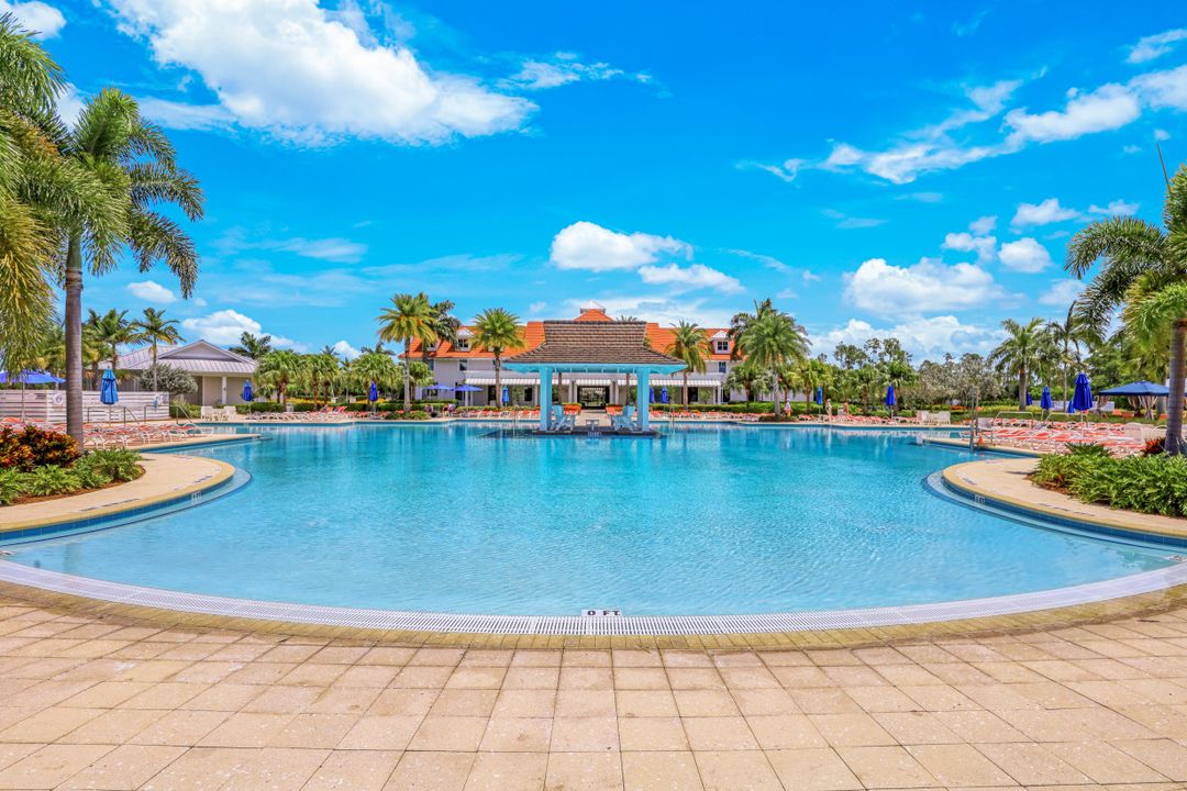 5662 Elbow Ave, Naples, FL 34112