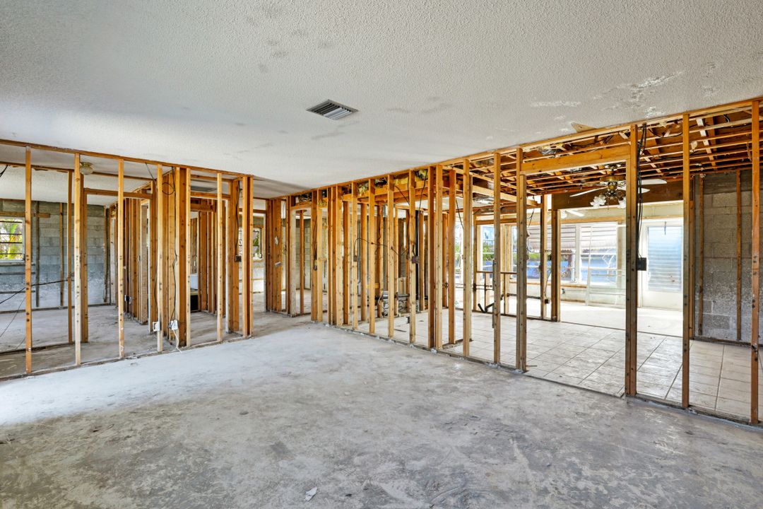 1977 Roseate Ln, Sanibel, FL 33957