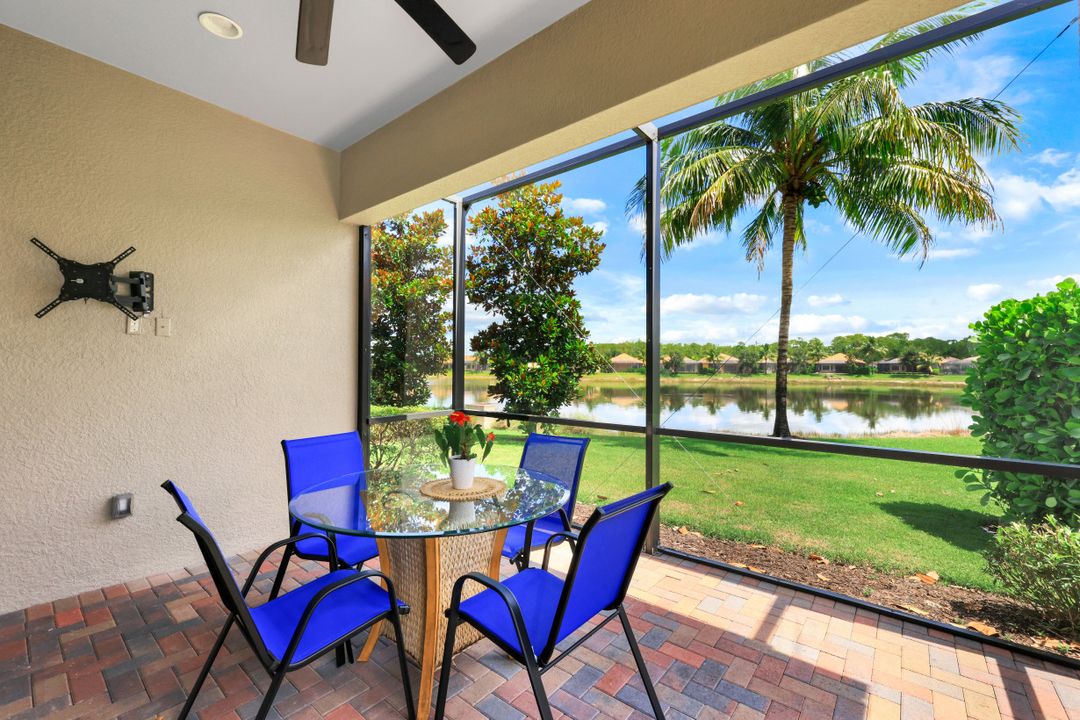 9160 Isla Bella Cir, Bonita Springs, FL 34135