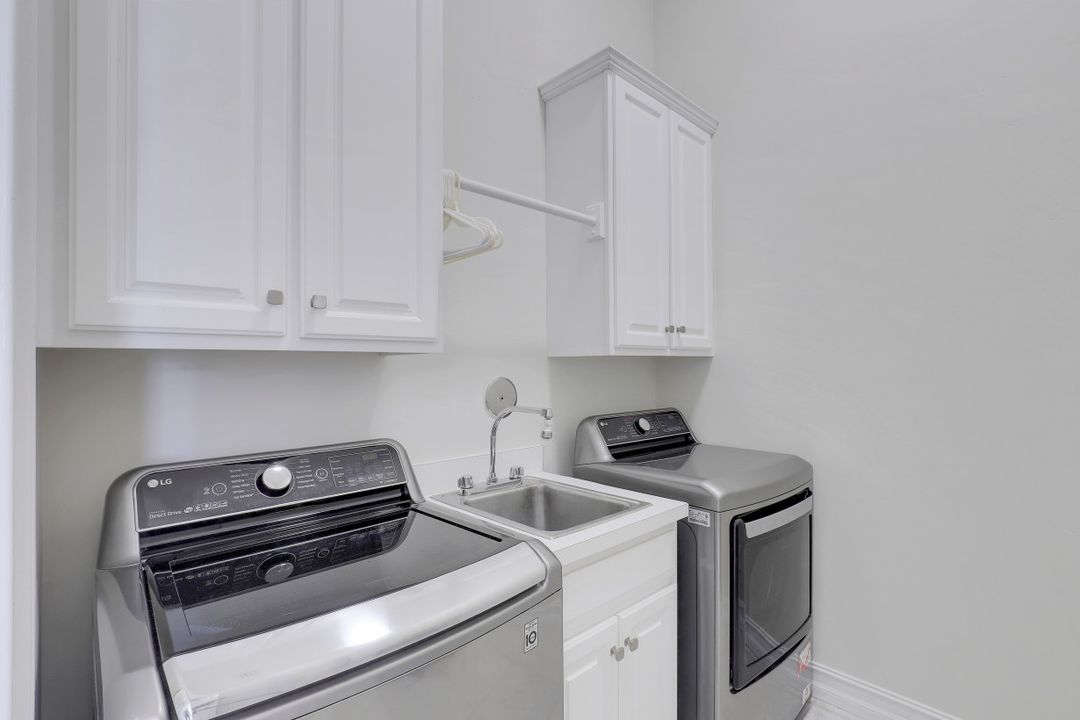 110 Copperfield Ct, Marco Island, FL 34145