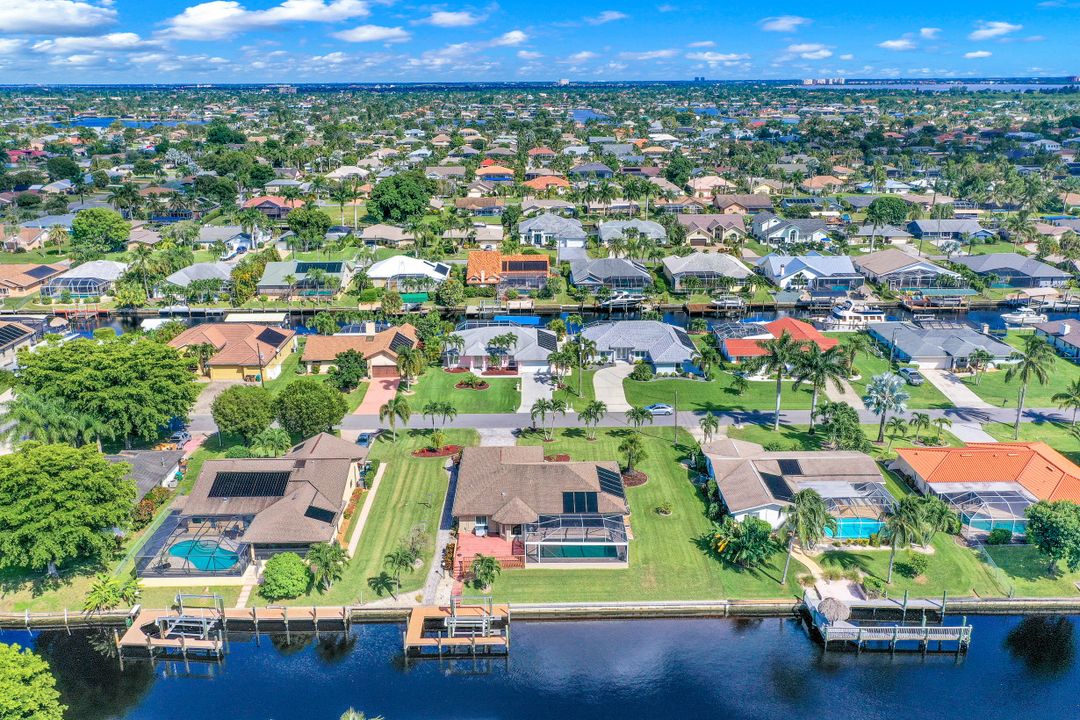5228 SW 11th Pl, Cape Coral, FL 33914