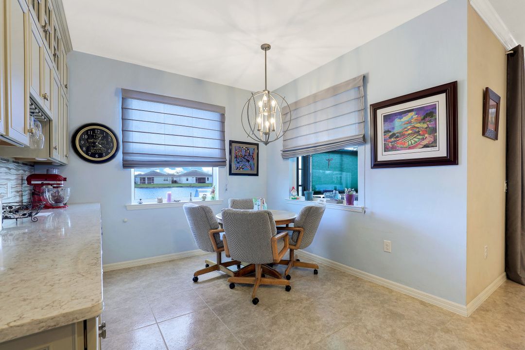 3188 Amadora Cir, Cape Coral, FL 33909