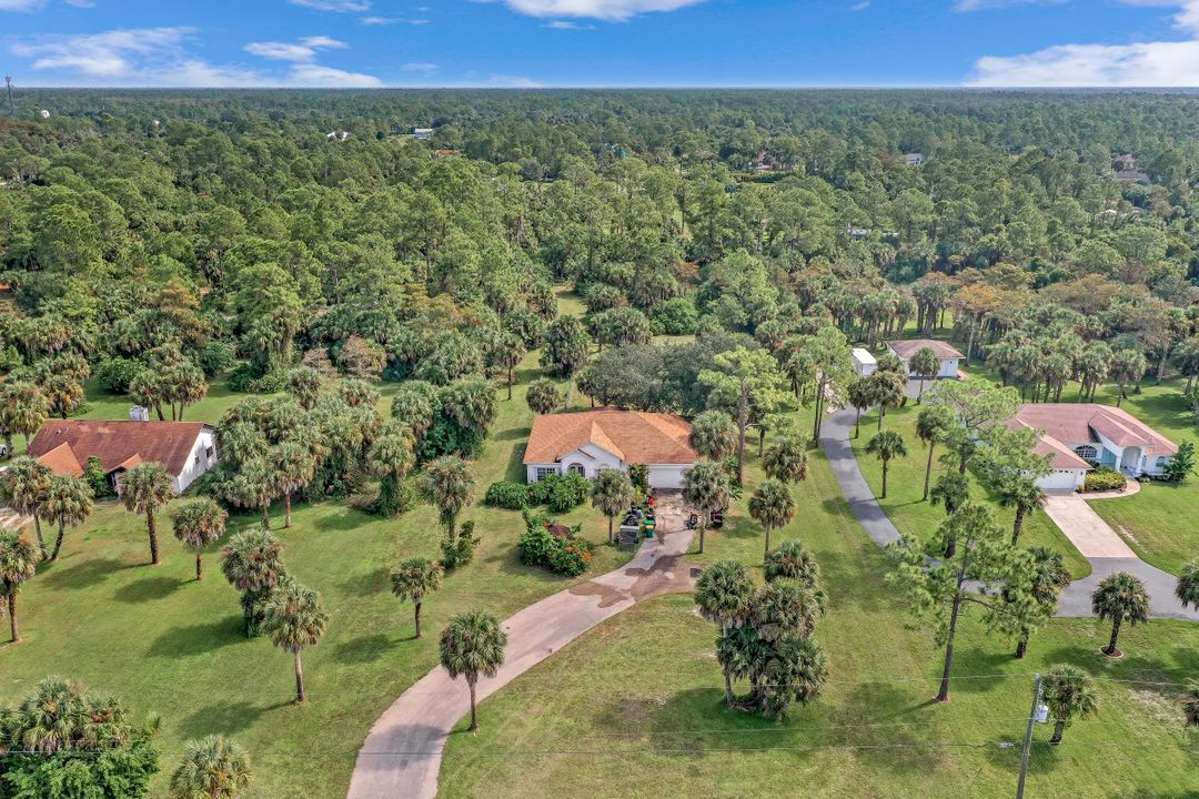 330 17th St SW, Naples, FL 34117