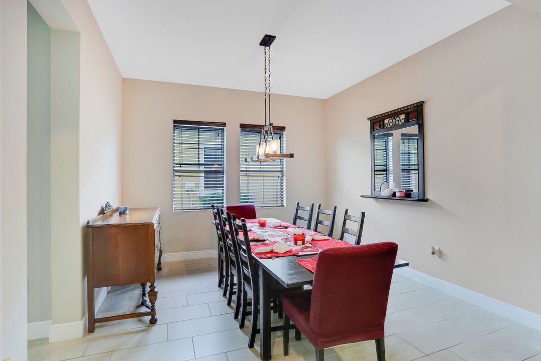 12713 Astor Pl, Fort Myers, FL 33913