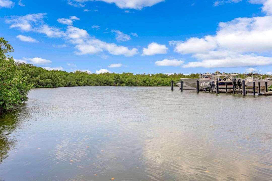 12945 Vanderbilt Dr #508, Naples, FL 34110