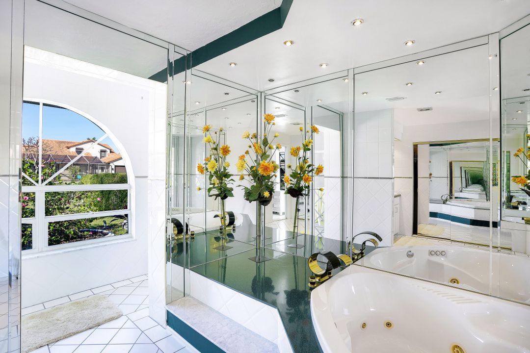 1144 Lincoln Ct, Cape Coral, FL 33904