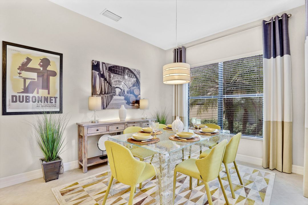 13486 Sumter Ln, Naples, FL 34109