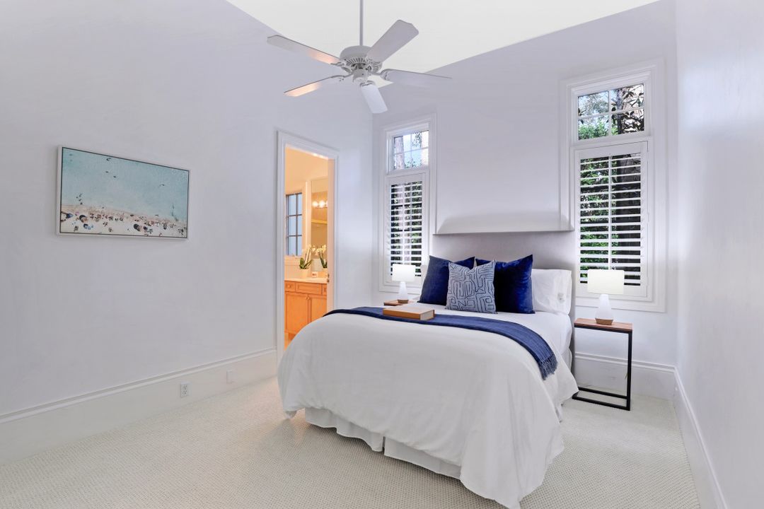 2547 Avila Ln, Naples, FL 34105