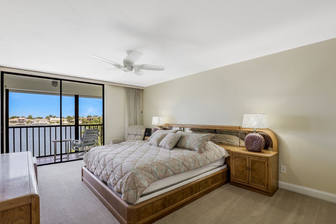 838 W Elkcam Cir #308, Marco Island, FL 34145