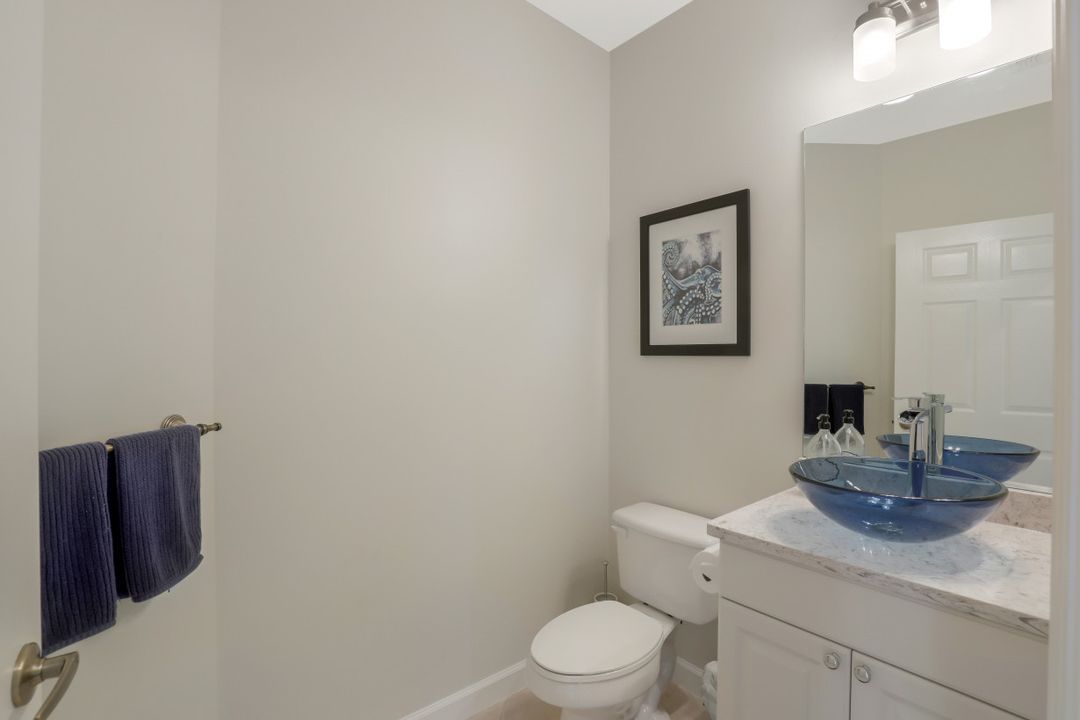 3062 Driftwood Way #4302, Naples, FL 34109