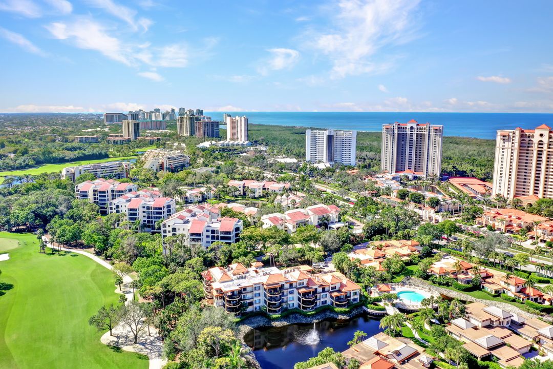 6710 Pelican Bay Blvd #435, Naples, FL 34108
