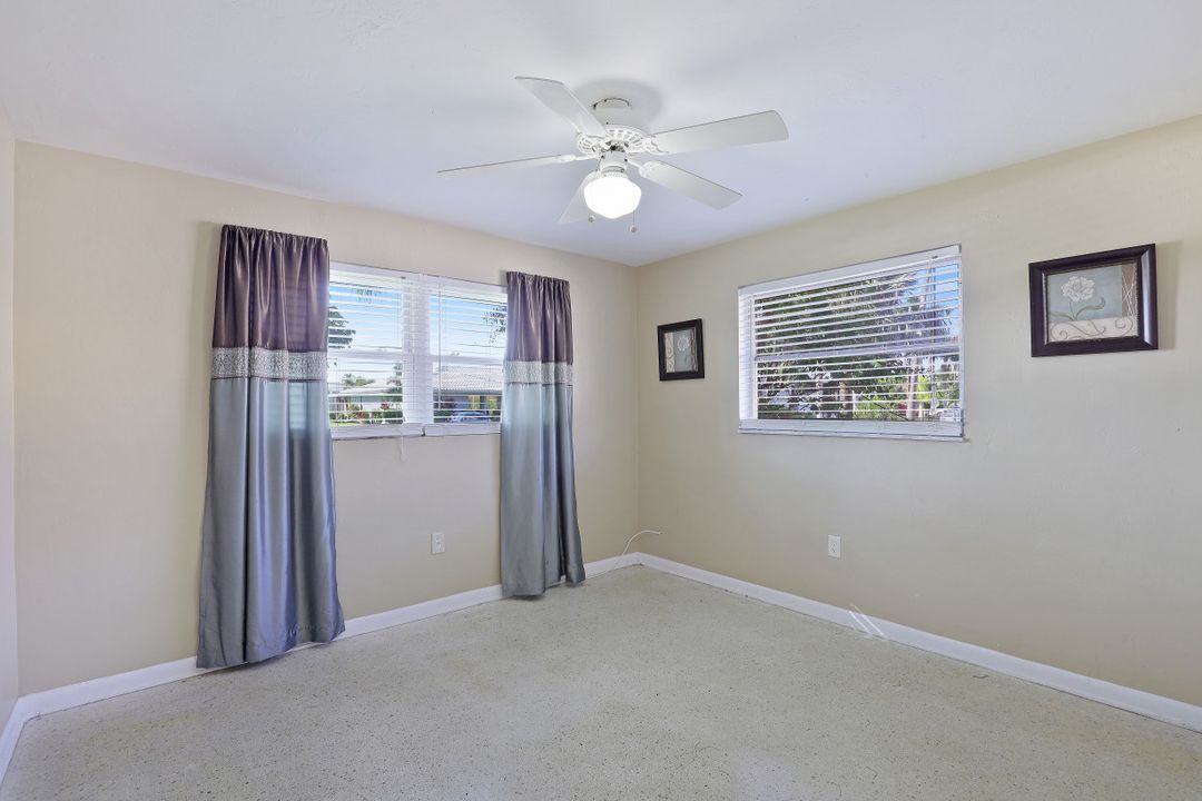 5757 Flamingo Dr, Cape Coral, FL 33904