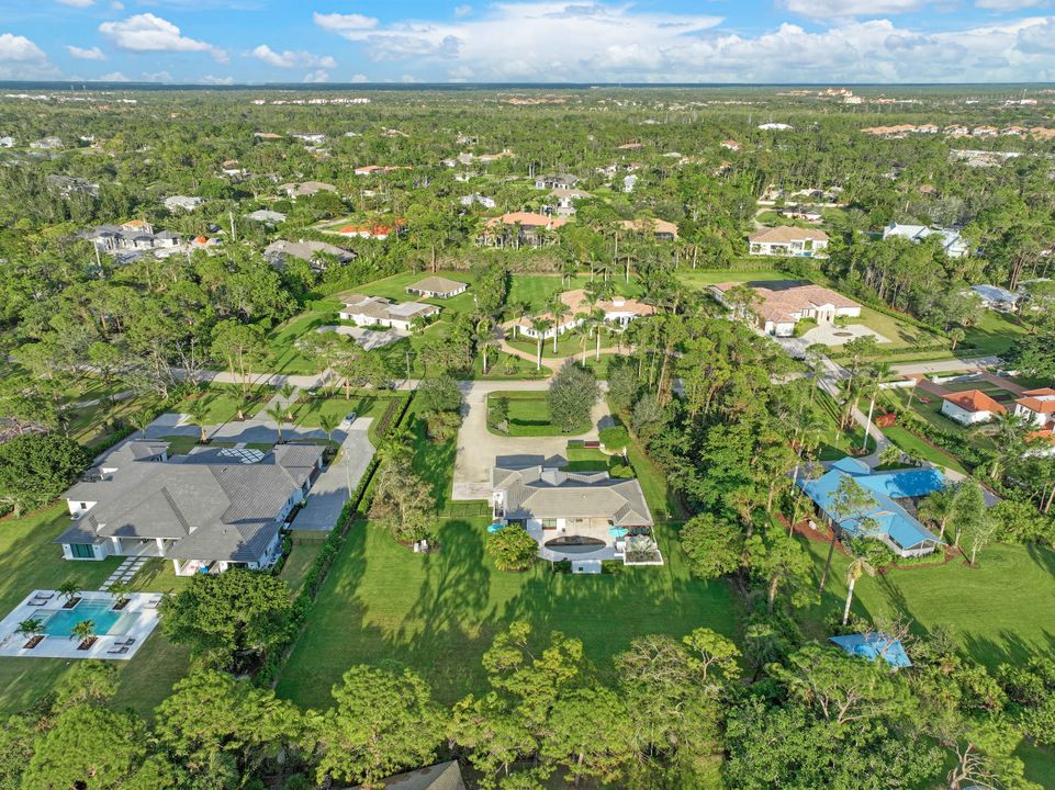615 Carica Rd, Naples, FL 34108