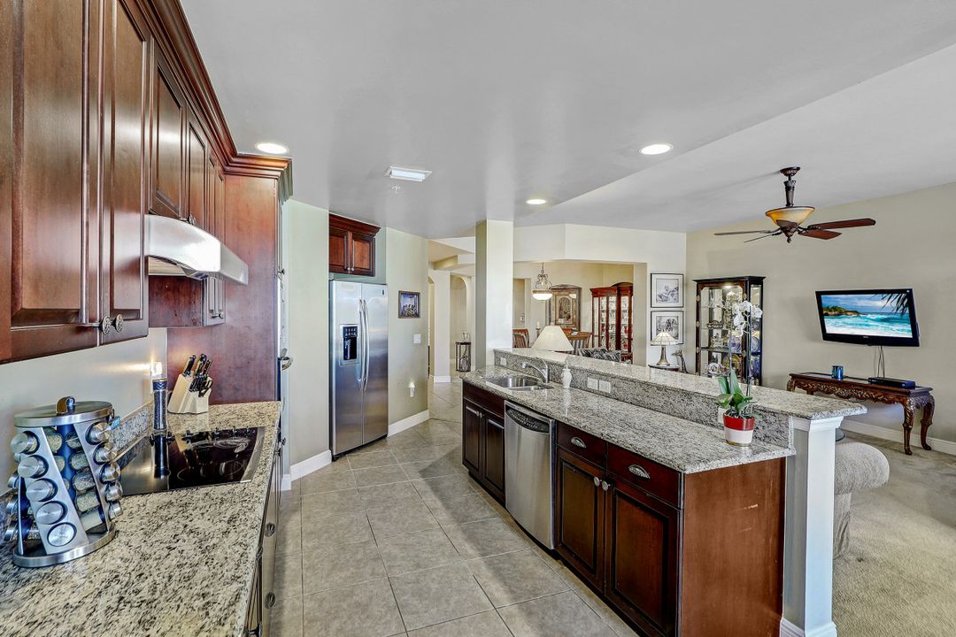 6081 Silver King Blvd #103, Cape Coral, FL 33914