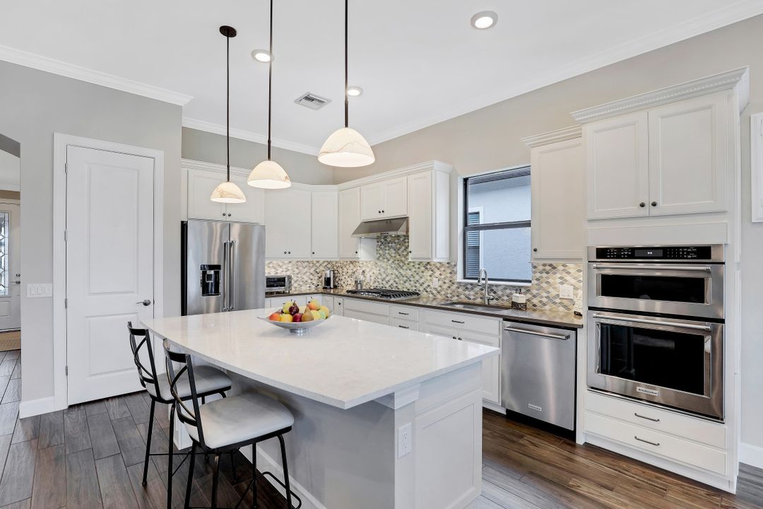 2765 Amaranda Ct, Naples, FL 34114