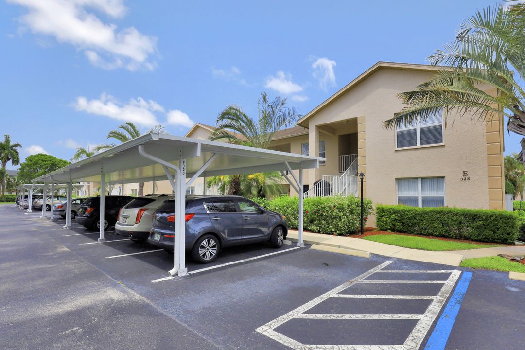 328 Bradstrom Cir, #E-101 Naples, FL 34113