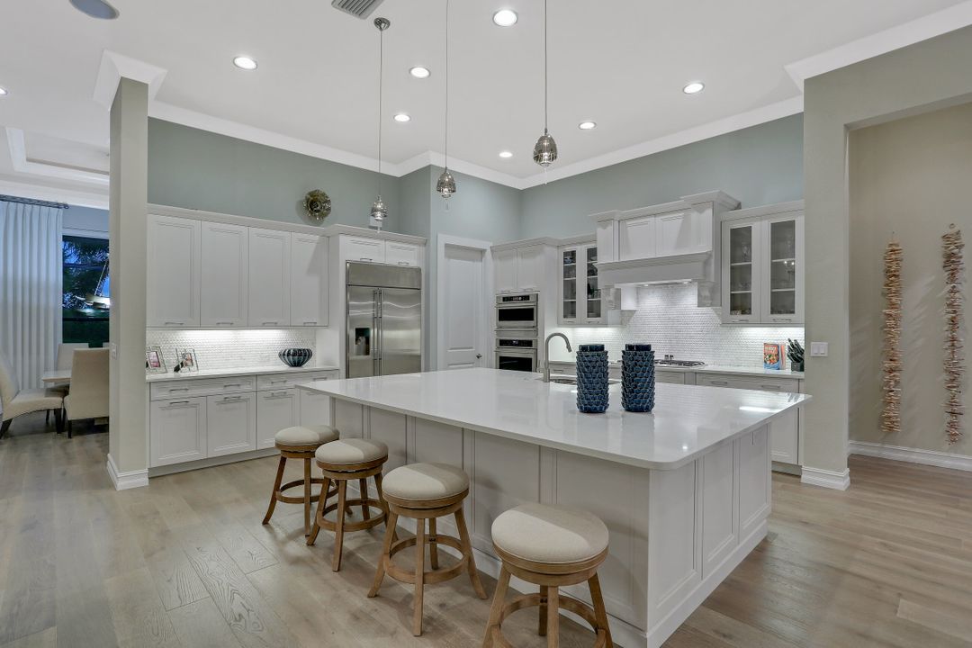 9105 Esplanade Blvd, Naples, FL 34119