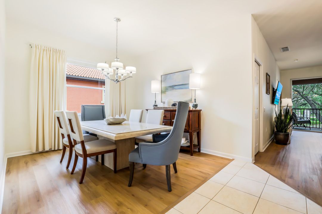 10020 Heather Ln #903, Naples, FL 34119