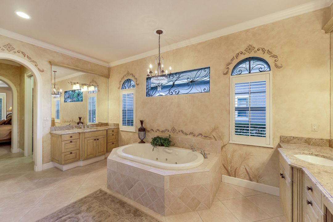 18600 Verona Lago Dr, Miromar Lakes, FL 33913