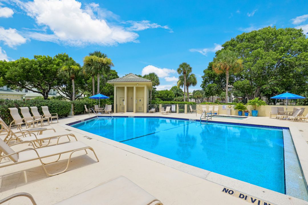 4130 Bayhead Dr #306, Bonita Springs, FL 34134