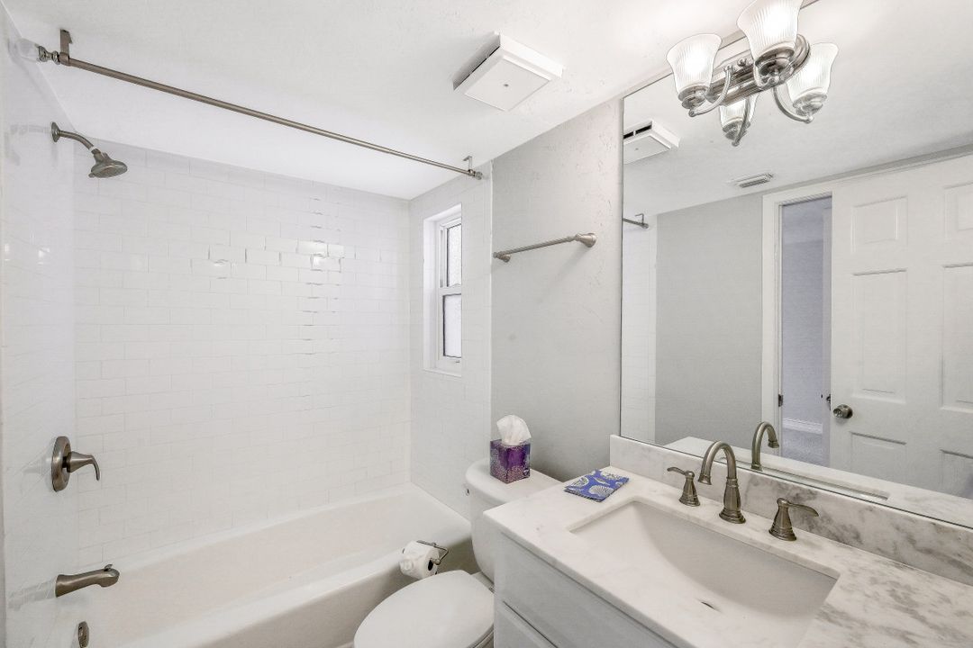 4760 West Blvd #F-102, Naples, FL 34103